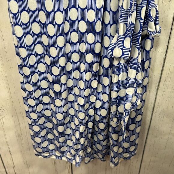 Robert Graham Juliana Polka Dot Silk Blend Wrap Blue White Knee Length Tie Dress - Picture 9 of 16